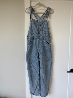 We The Free, Free People Light Wash Denim Overalls, Large